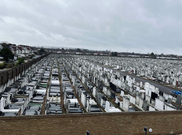 East Ham Cemetery 